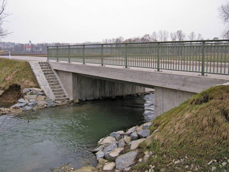 Gemeindeverbindungsstraße B388 – Neuaich mit Brücke