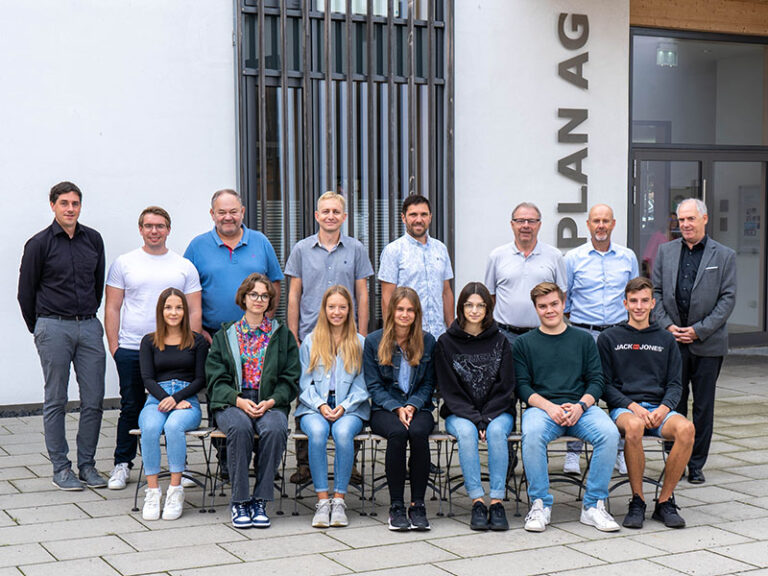 Onboarding Day Gruppenfoto Auszubildende COPLAN AG