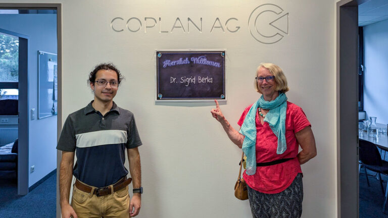 Jorge Menacho und Professorin Dr. Sigrid berka